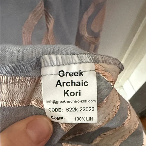 Bohemian Blue and Pink Embroidered Linen Dress - Picture 4 of 4